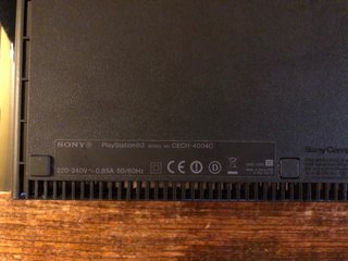 Consola PS3 Superslim 500GB