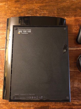Consola PS3 Superslim 500GB