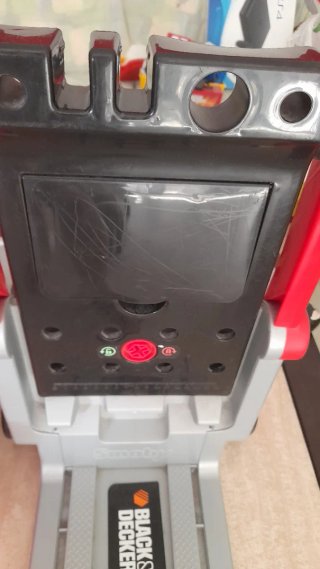 Carro de herramientas Black+Decker para niños