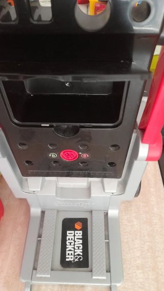 Carro de herramientas Black+Decker para niños