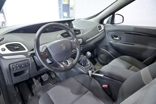 Renault Grand Scénic Selection Energy TCe 115 5p