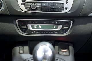 Renault Grand Scénic Selection Energy TCe 115 5p