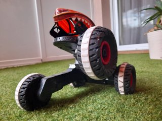 Coche RC Hot Wheels Tiger Shark