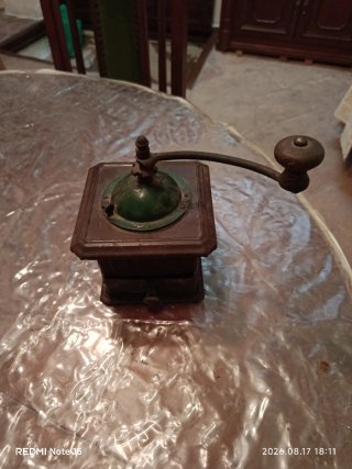 Molinillo de café antiguo ELMA