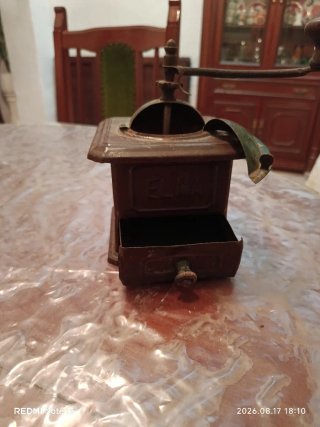 Molinillo de café antiguo ELMA