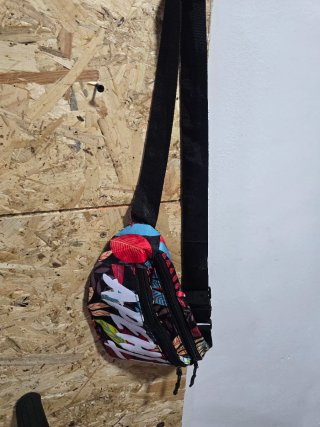 Bolso de playa blanco y negro