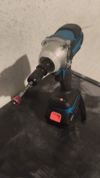 Atornilladora Llave Impacto + Motosierra 8"