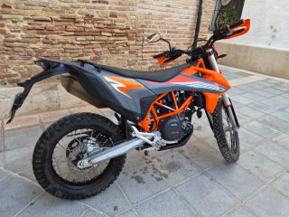 KTM 690 Enduro - Moto de campo