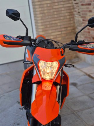 KTM 690 Enduro - Moto de campo