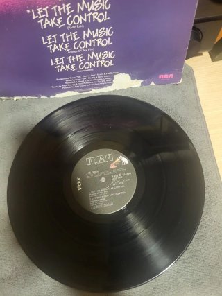Vinilo J.M. Silk - Let The Music Take Control