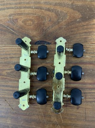Clavijeros Admira