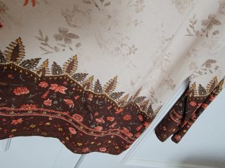 Camiseta Punto Roma floral beige y marrón Talla XL