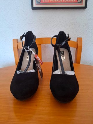 Zapatos XTI Negros Talla 40