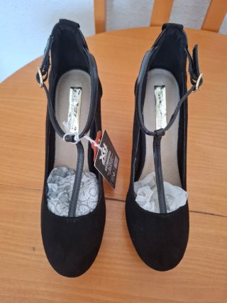 Zapatos XTI Negros Talla 40