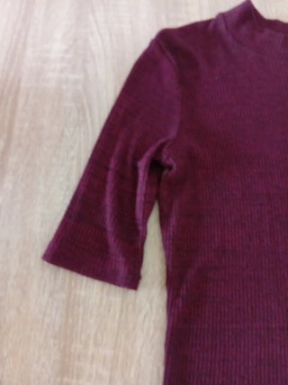 Camiseta burdeos manga tres cuartos talla S
