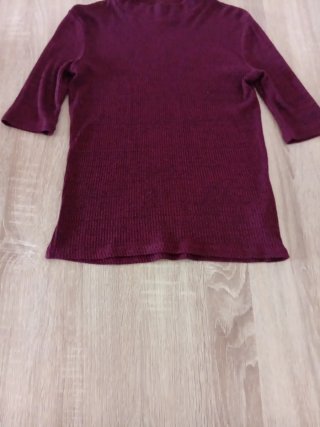 Camiseta burdeos manga tres cuartos talla S