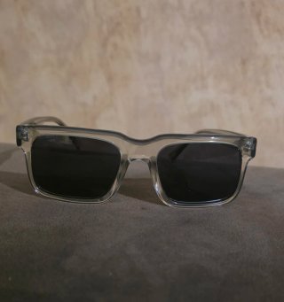 Gafas de sol Hawkers grises y negras