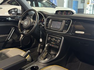 Volkswagen Beetle Cabrio Dune 1.4 TSI BMT 110 kW