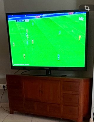 Televisión Samsung negra PS51D450A2WXXC