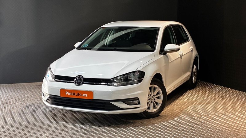 Volkswagen Golf 2018, foto 2