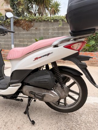 SYM Symphony 50 Scooter Blanco/Rosa