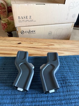 Cybex platinum Cloud Z: 50€. Base Z isofix 360 95€