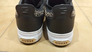 Zapatillas Guess Mujer Tachuelas Negras