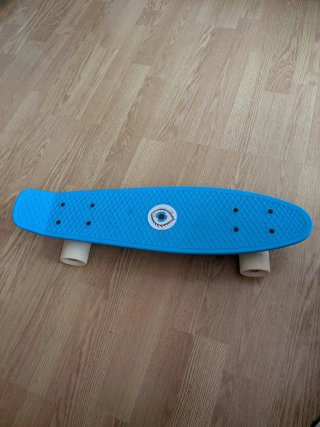 Patinete azul para niños