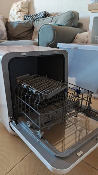 Lavavajillas compacto blanco. PequeñoIdeal