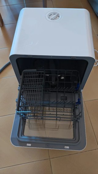 Lavavajillas compacto blanco. PequeñoIdeal