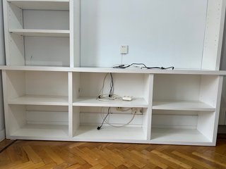 Mueble de salón blanco