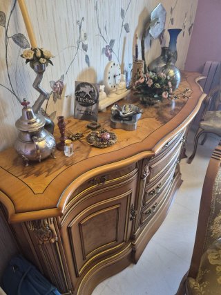 Mueble de salón clásico