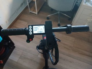 Triciclo eléctrico motor