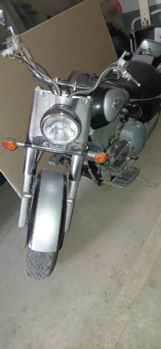 Suzuki Intruder VL1500 Cruiser