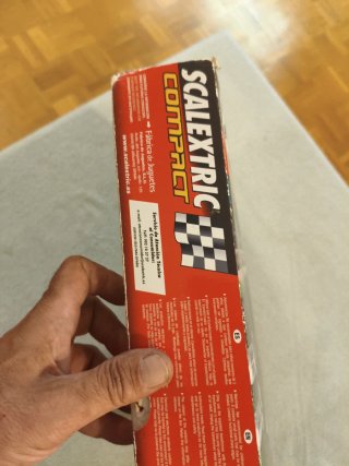 SCALEXTRIC Compact 1:43 Extreme Raiders