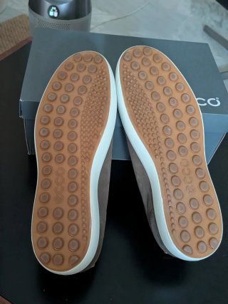 Zapatos ECCO ante verde oliva hombre T49