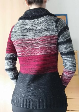 Jersey de punto grueso con brillantes