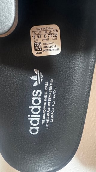 Chanclas Adidas Negras y Blancas