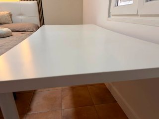 Escritorio blanco metal