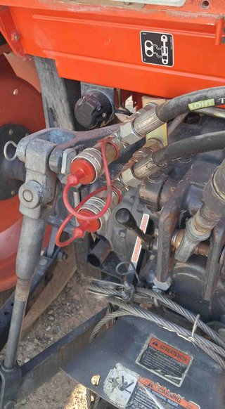 Tractor Kubota ME5700 pala Tenias te9.