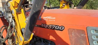 Tractor Kubota ME5700 pala Tenias te9.