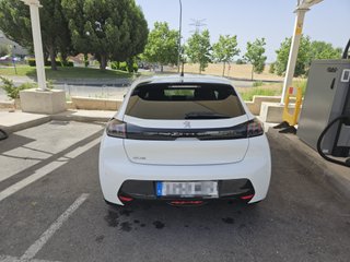 Peugeot 208 2023