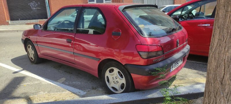 Peugeot 306 1999 - foto 1