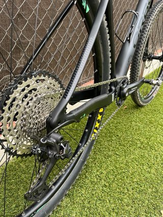 Orbea Alma M30 Carbono Negra