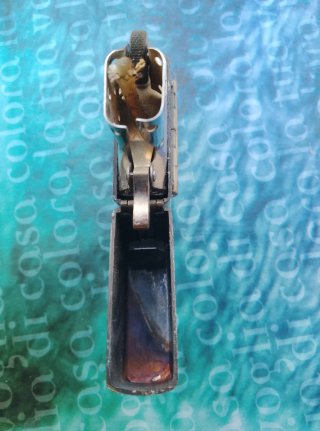 Accendino stile Zippo con pistola P99