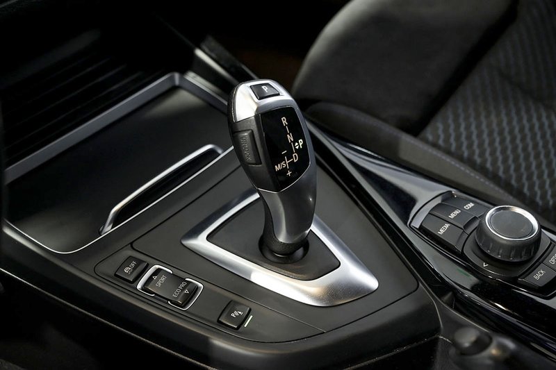BMW Serie 1 2018, foto 26