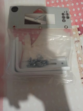 Escuadras metálicas para estanterías (x2)