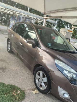 Renault Grand Scenic 2011