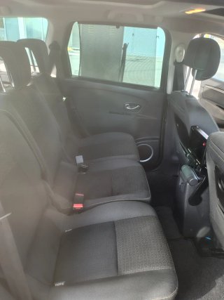 Renault Grand Scenic 2011