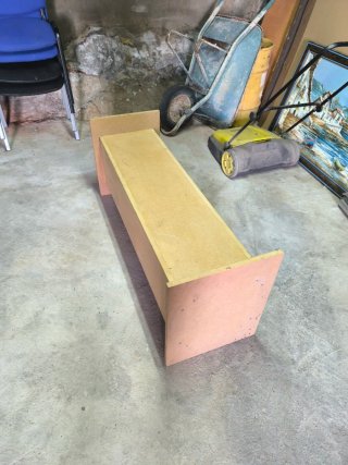 Mesa alta de madera banco
